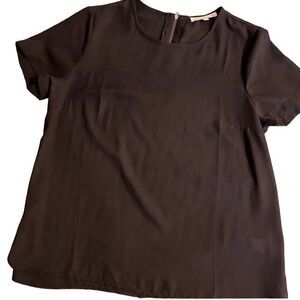 Daniel Rainn black top 